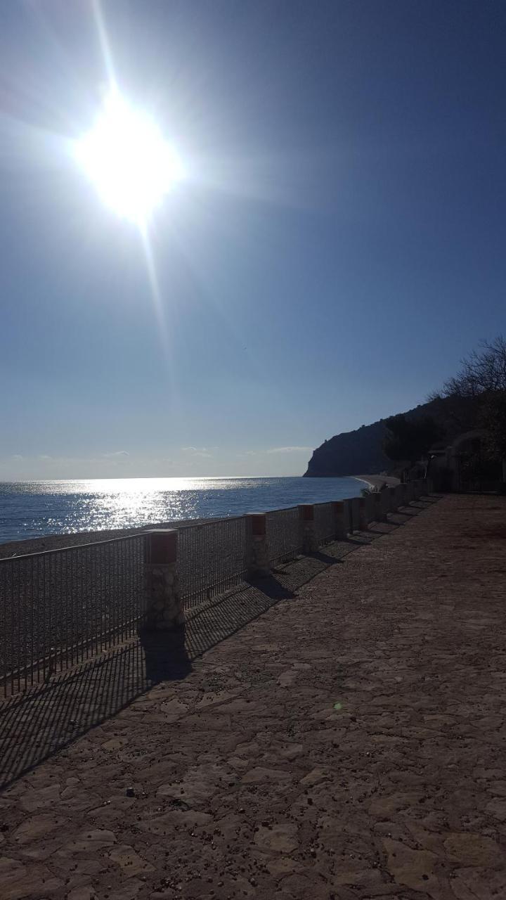 B & B Torre Saracena Mattinata Εξωτερικό φωτογραφία